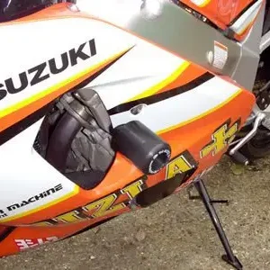 Crashpady Classic RG RACING SUZUKI GSXR750 00-03 BLACK Zniżka