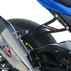 Super okazja Mocowanie wydechu + zaślepka podnóżka RG RACING SUZUKI GSX-R1000/R (17-) BLACK