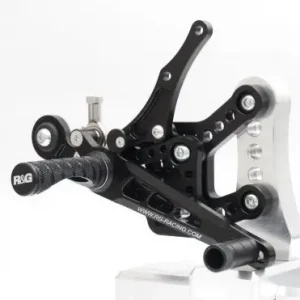 Zniżka Podnóżki regulowane RG RACING YAMAHA YZF-R1 09-11 ZESTAW BLACK