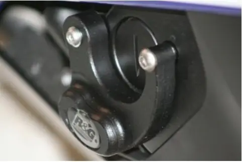 Slidery silnika RG RACING YAMAHA R6 08- PRAWA STRONA BLACK Bezpieczna płatność