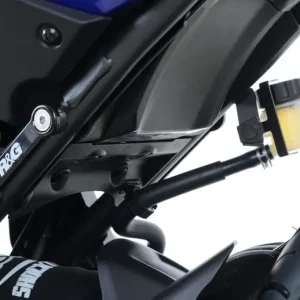 Zaślepka podnóżka RG RACING YAMAHA TRACER 700 PARA BLACK Ograniczona ilość