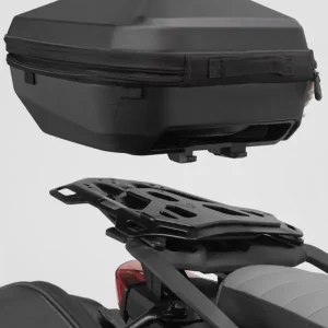 Bezpieczne zakupy Zestaw: kufer centralny plastikowy + stelaż URBAN ABS SW-Motech BMW G 310 GS (20-) [pojemność: 16-29l]