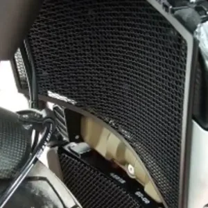 Zestaw osłon chłodnicy i chłodnicy oleju R&G aluminiowa do Ducati Streetfighter 1098 (09-) tytan Zamów teraz