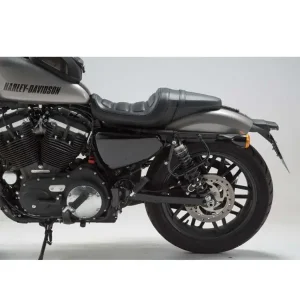 Zamów teraz Zestaw stelaży SLC Legend Gear SW-MOTECH do sakw bocznych LC1/ LC2 Harley Davidson modele Sportster [na prawą i lewą stronę]